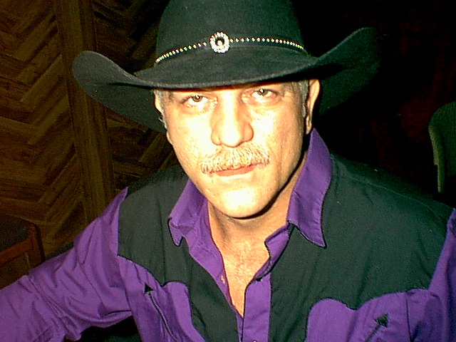 Kevin Snyder /Lead Singer